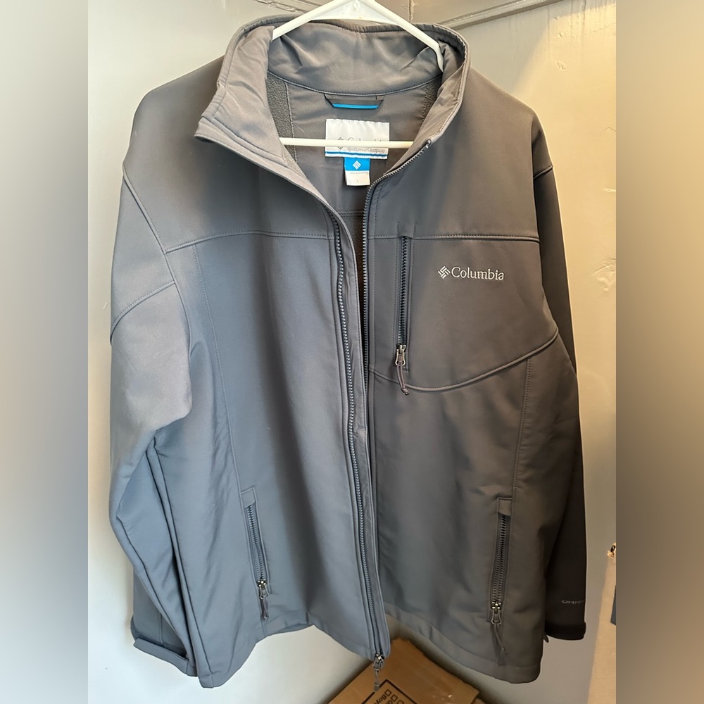 Columbia Softshell Jacket